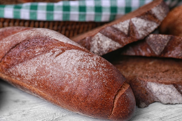 delicious rye bread on table closeup - Карельский хлеб
