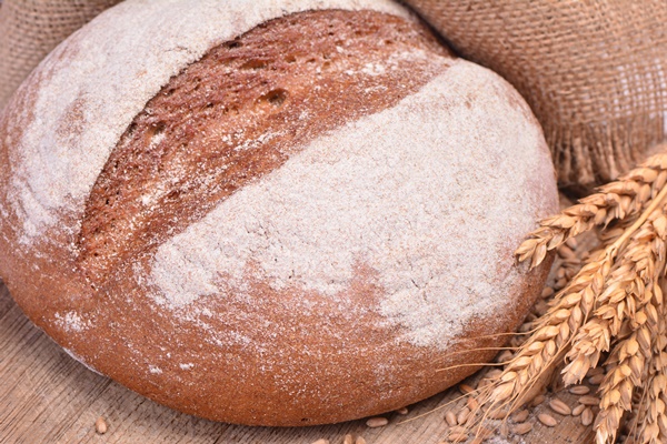 fresh bread - Украинский хлеб