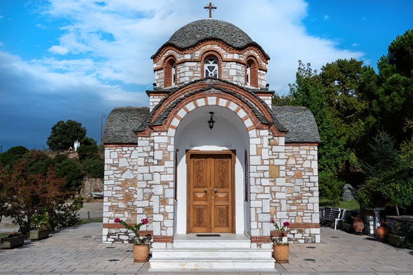 saint nicolas orthodox chapel in olympiada greece - Средиземноморская диета