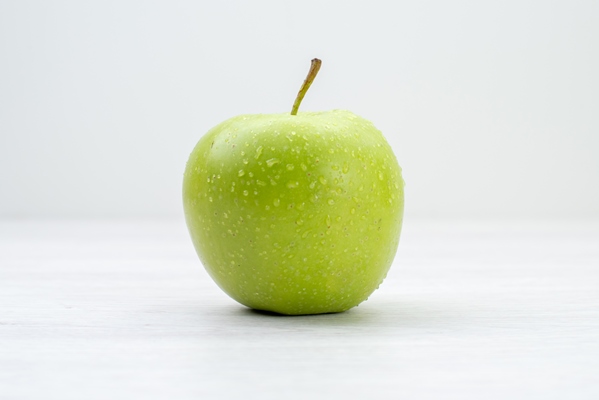 front view green apple fresh fruit on white surface fruit tree summer vitamine - Бородинский хлеб: история и современность