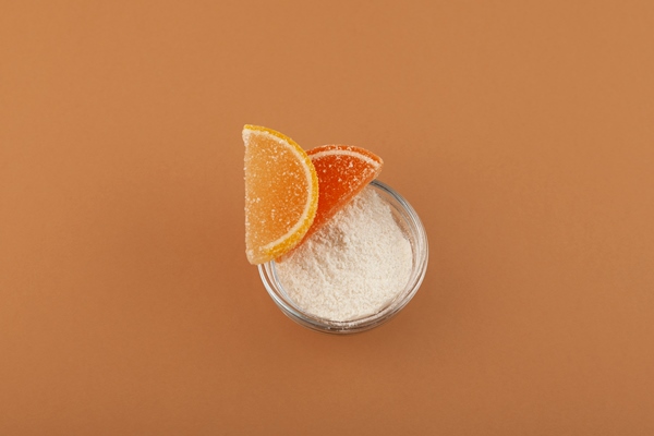 pectin gum powder in glass bowl top view food additive e440 citrus pectin used to make marmalades - Углеводная питательность рациона
