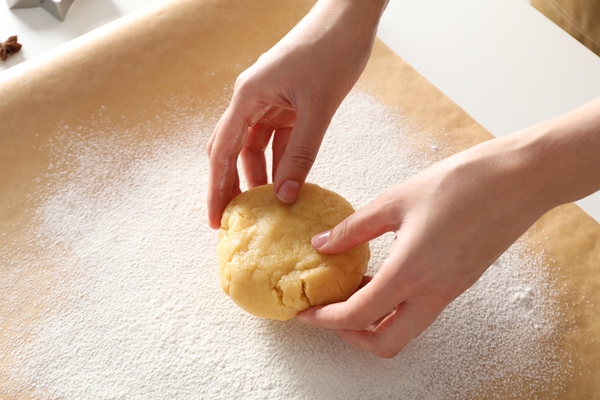 concept of cooking cooking tasty homemade cookies - Постная яблочная галета с мёдом и корицей