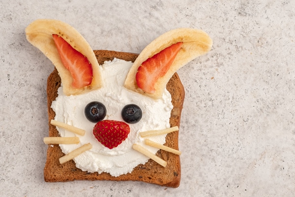 funny animal faces toasts for kids lunch 1 - Тосты для детей на завтрак