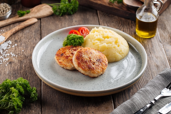chicken cutlets with mashed potato - Православная поминальная трапеза