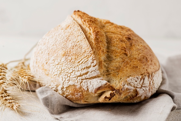 front view fresh delicious bread on cloth 1 - Православная поминальная трапеза