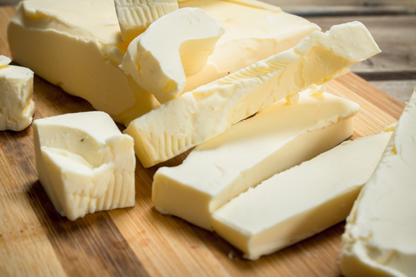 chunks of butter - Макароны отварные (школьное питание)
