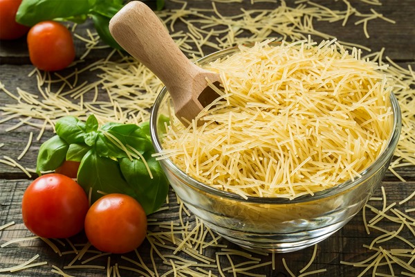 dry pasta vermicelli - Суп картофельный с макаронами (школьное питание)