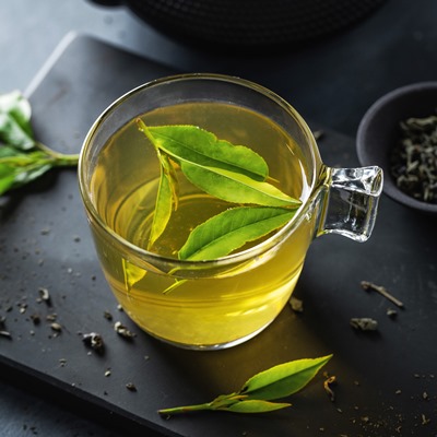 Чай зелёный с сиропом на стевии (школьное диетическое питание)