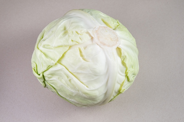 fresh cabbage on the table - Щи монастырские богатые