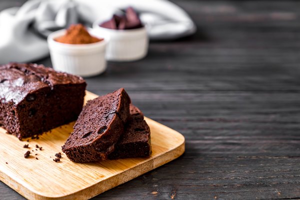 chocolate brownie cake - Постный кекс с вишней и кэробом