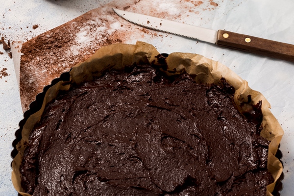 homemade cake made of chocolate - Овсяный пирог с кэробом