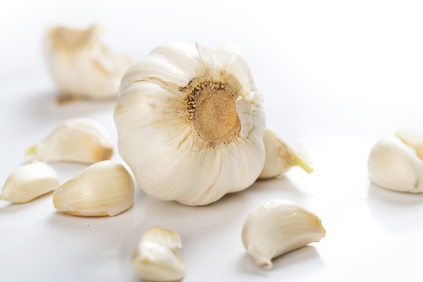 unpeeled garlic - Кугель овощной в мультиварке