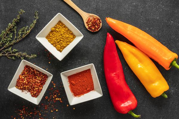 flat lay food ingredients with spices peppers - Паста с хлебной крошкой, постный стол