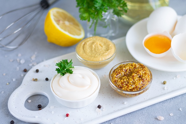 fresh mayonnaise mustard dijon mustard sauce - Тарталетки с крабовыми палочками, огурцом и яйцом