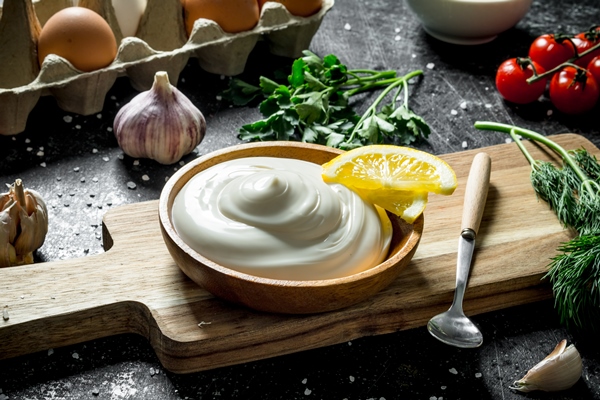 mayonnaise with parsley eggs lemon - Начинка для блинчиков с кальмарами