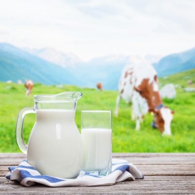 Секреты хозяйки: как снять сливки с молока
