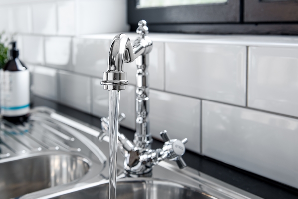 new modern steel faucet kitchen - Картофель фри