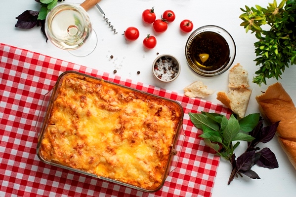 plate with delicious italian lasagne - Картофельная запеканка "Особая"