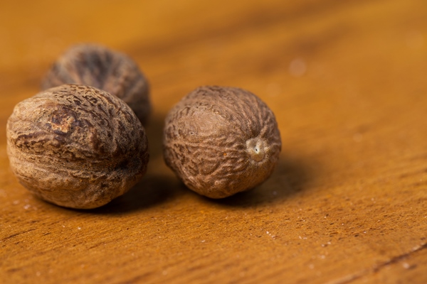 snack heap nuts table - Картофельная запеканка "Особая"