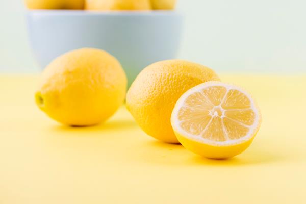 close up arrangement organic lemons - Бутербродная ореховая паста по-афонски