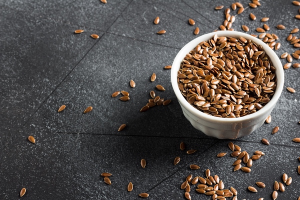 flax seeds linseed superfood healthy organic food concept - Рисовые тефтели и семенами льна и грибами