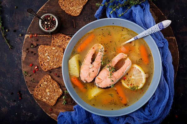 salmon fish soup with vegetables bowl - Блюда из рыбы на Вербное воскресенье