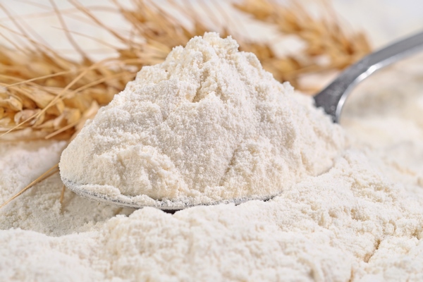 white flour spoon ears wheat close up - Фануропита
