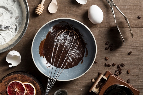 top view pan with homemade chocolate table - Соевый рулет с творожной начинкой