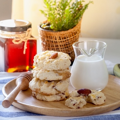 Творожные коржики с яблоками