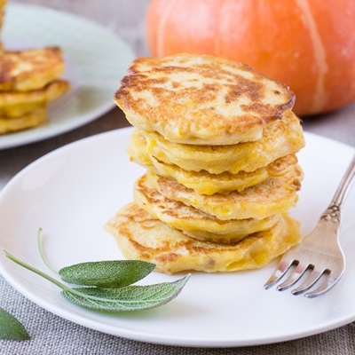 Постные тыквенные оладьи с манкой