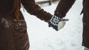 lyubov zima zaruku sneg - Почему «гражданский брак» – не брак?