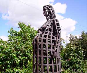 Батюшка, я ходила к колдунье…