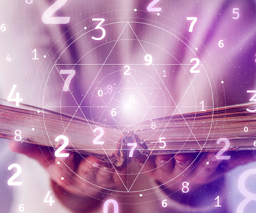 Половина россиян верит в приметы и «магические даты»