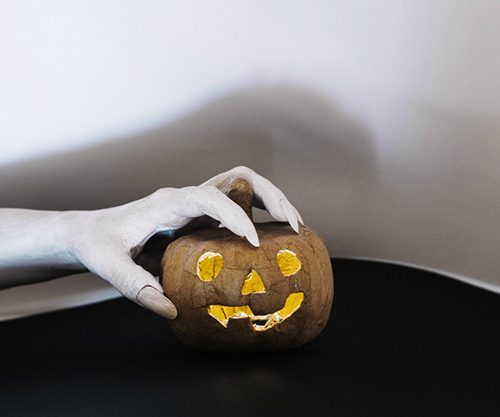 Кому выгодно праздновать Хэллоуин?