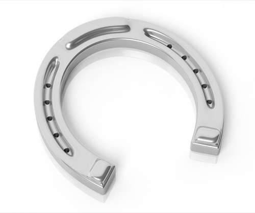 И Богу свечку, и бесу кочергу