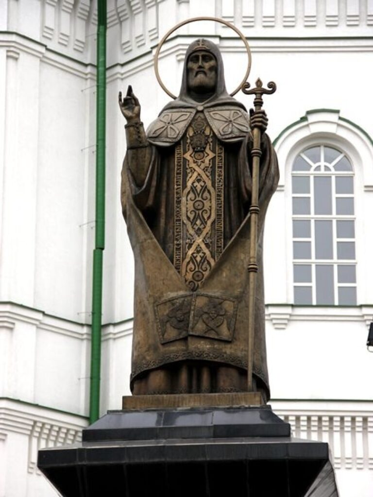 Памятники православным святым 20