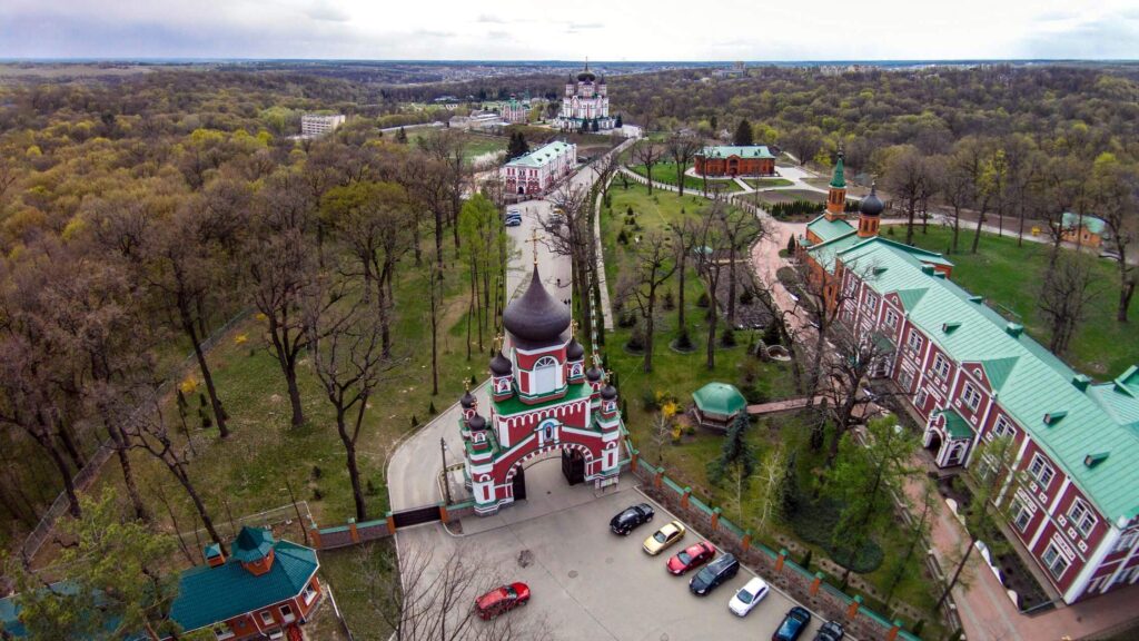 Монастыри Киева 2