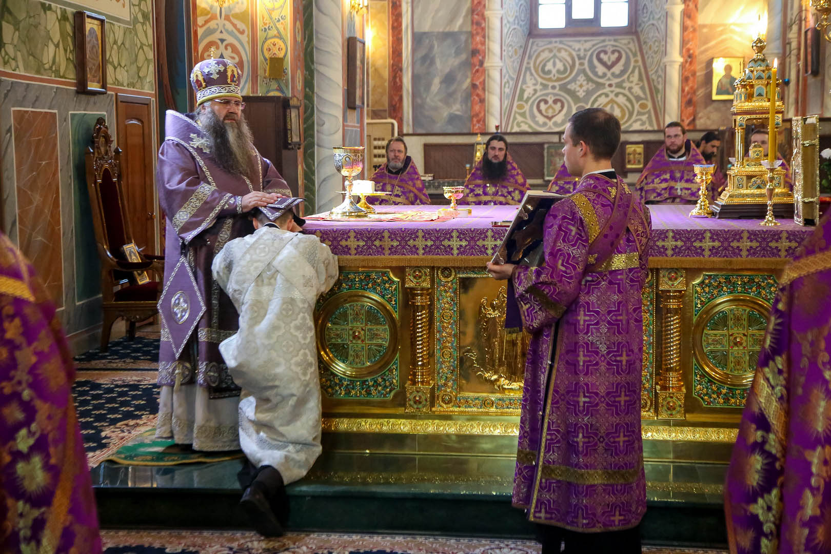 rukopolozhenie – Рукоположение