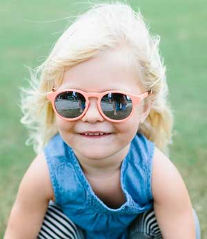 Как выбрать солнцезащитные очки для ребенка?