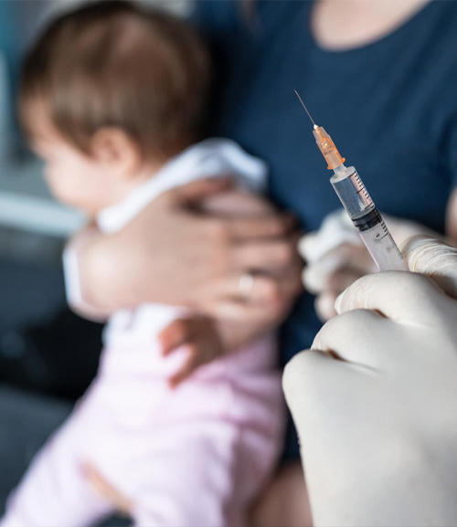 Почему прививки могут убить ребенка?